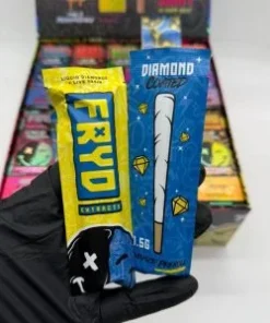 Fryd Extracts Lemon Heads Disposable with prerolls product packaging and lemon flavor details