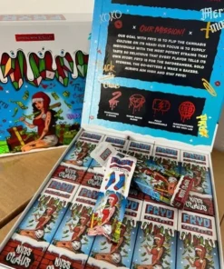 Fryd Extracts Miss Claus Disposable 2G product packaging and seasonal flavor details